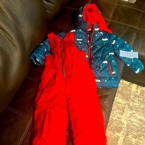 Tippett Kids Snowsuit size 4T NWT